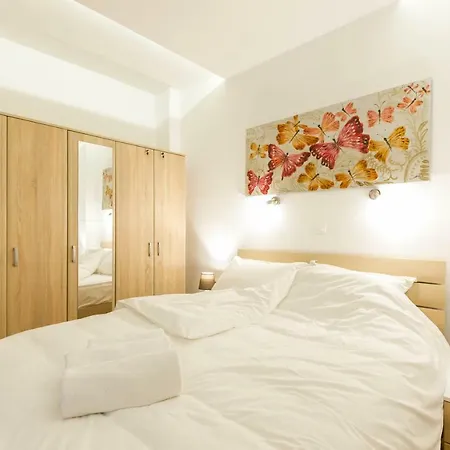 Apartment White Tower Cosy